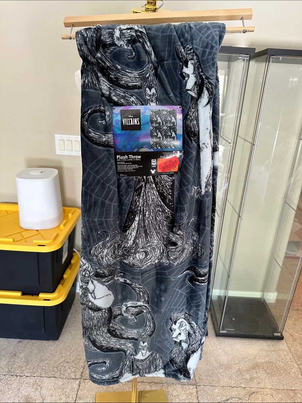 Disney Villains Plush Throw Blanket - Black & Gray